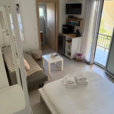 Апартаменты Venias Place Нидри