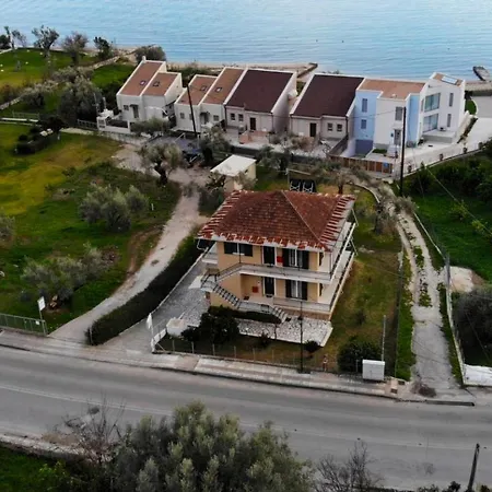 Appartement Venias Place *